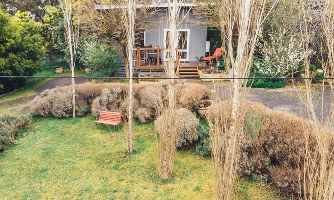 Daylesford Cabaña | Spa! Fireplace! Bush views! Walking distance to Daylesford. The perfect getaway