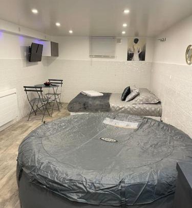 Saint-Germain-les-Corbeil Apartamento | SPA L'angelus