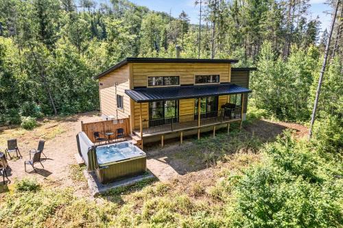 Mauricie Chalet De Esquí | Spa Nature & Riverside Escape - Ecureuil Roux