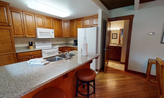 Tennis Village Condominio | 21 Tennis Village: condominio de 2 dormitorios / 2 baños en Sunriver, para 8 personas