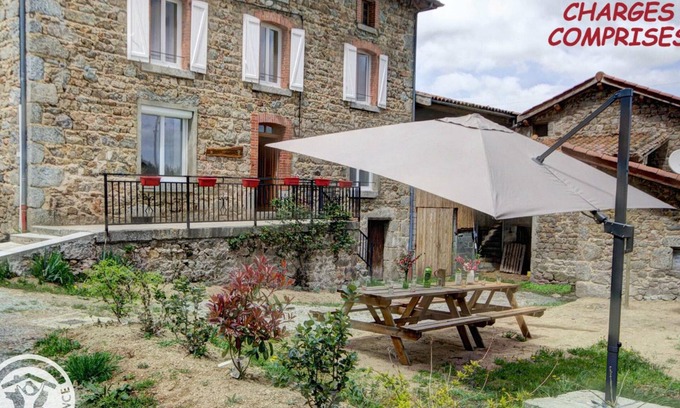 Saint-Didier-sur-Rochefort Cabaña | Casa rural renovada: 6 habitaciones, terraza y jardín en Saint-Didier-sur-Rochefort