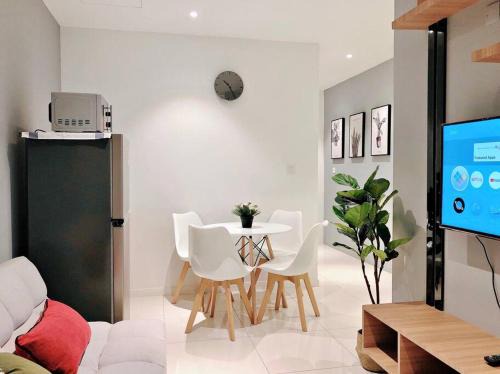 Kampung Sembulan Baru Apartamento | Space Grey/Opposite IMAGO/KK City Center