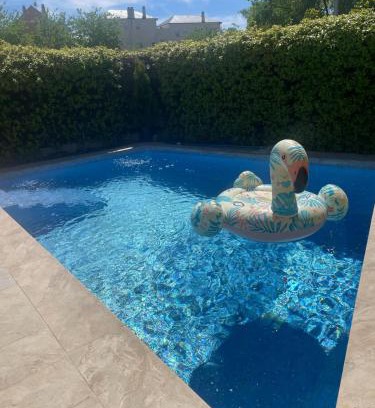 Peña Grande Casa | SPACE IN THE VILLA WITH POLL NEAR GOLF IN Madrid