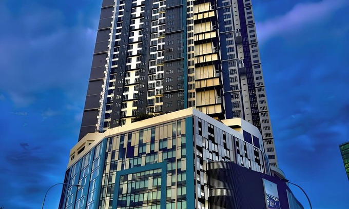 Taman Century Apartamento | Space Residency by A-Walk 100m to KSL