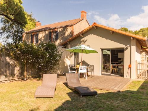 Saint-Brevin-les-Pins Casa | Spacieux écogîte en pierre avec jardin clos, proche de l'océan et des plages, tout confort - FR-1-306-1032
