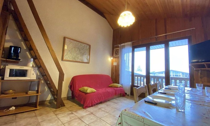 Praz-sur-Arly Apartamento | Spacieux 2P+Cabine Mezzanine à Praz-Sur-Arly - 8 pers, Proche Commodités, Vue Mont Charvin - FR-1-603-37