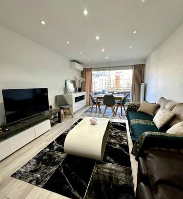 Republique–Point-du-Jour Apartamento | Spacieux et Élégant Appartement - Boulogne - Paris