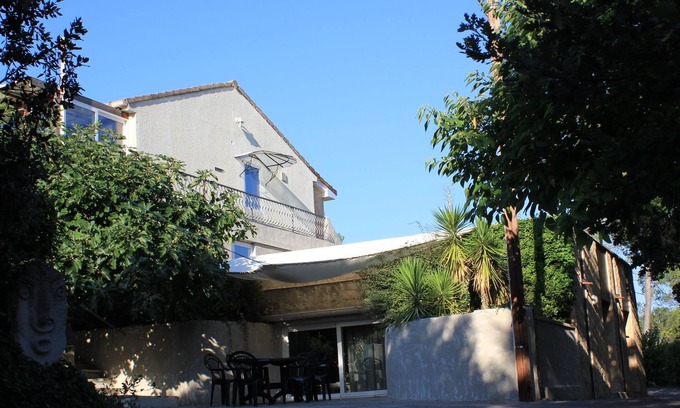 Barjols Apartamento | Spacieux Logement Indépendant Dans Propriété Verdoyante
