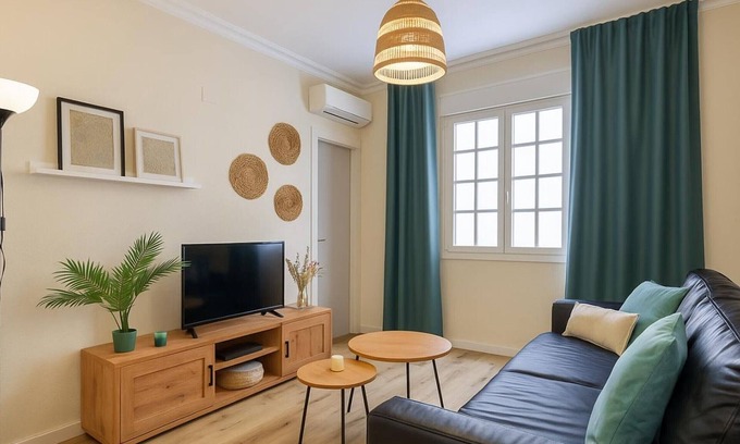 El Puerto de Santa María Apartamento | Apartamento amplio en el centro para 8 personas y admite mascotas