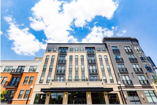 East Walnut HIlls Apartamento | Spacious 10BR 10BA combined Apartments Near Downtown Cincinnati