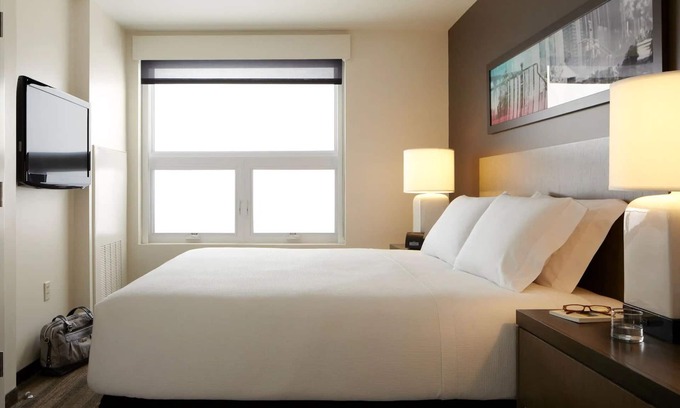 Belmont Casa | Spacious 1BR Suite w/ Full Kitchen, Outdoor Pool, and Excellent Breakfast