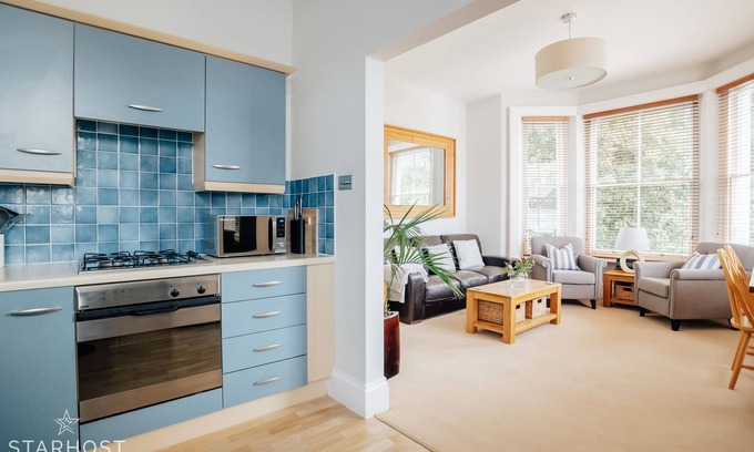 Westbourne Apartamento | Spacious 2 Bed Apt in Westbourne with Beach Hut Access