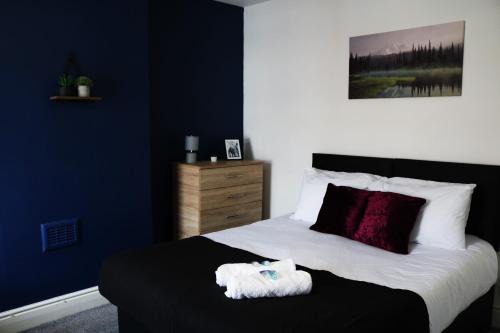 Warrington Casa | Spacious 2 Bed House in Warrington by Eason Stays Ideal for Weekend Getaways & Business Travellers!