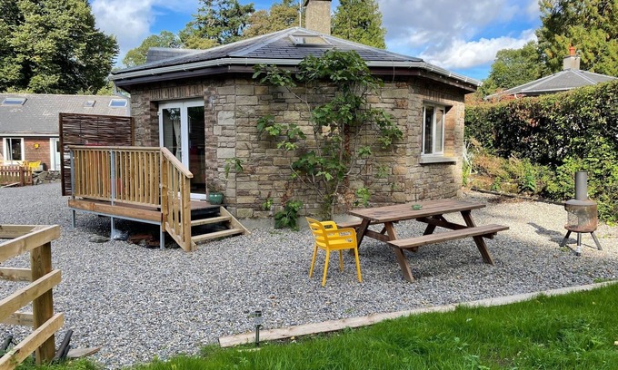 Knockaderry Cross Roads Casa | Spacious 2 bed stone cottage in the Wicklow Mountains