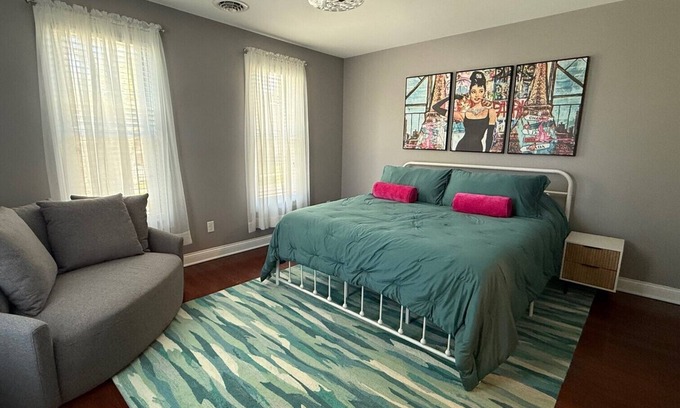 Lexington Apartamento | Spacious 2 Bedroom Upstairs Apt in Lexington/Mansfield Monthly Rates Available