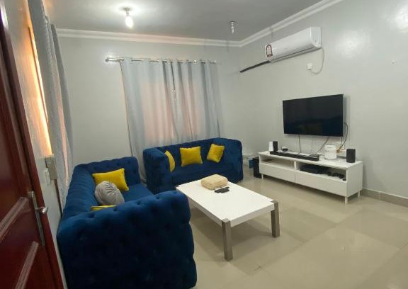 Al Wakrah Apartamento | Spacious 2-bedroom with BBQ Grill
