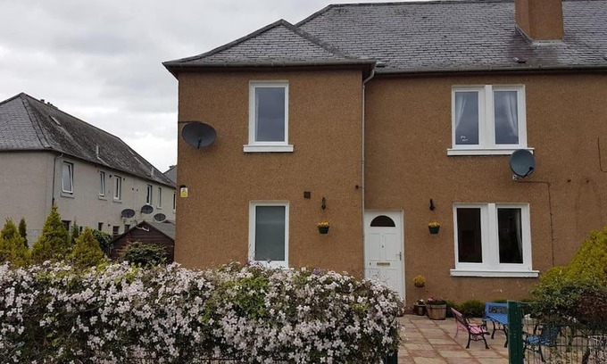 Inverness Casa | Spacious 2 double bedrooms house for a relaxing stay.
