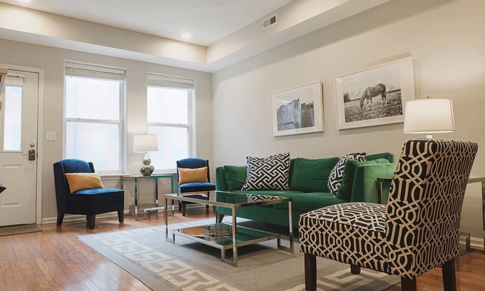Cherokee Triangle Casa | Spacious 2BR/2.5BA Highlands Townhouse ~ SLEEP 6