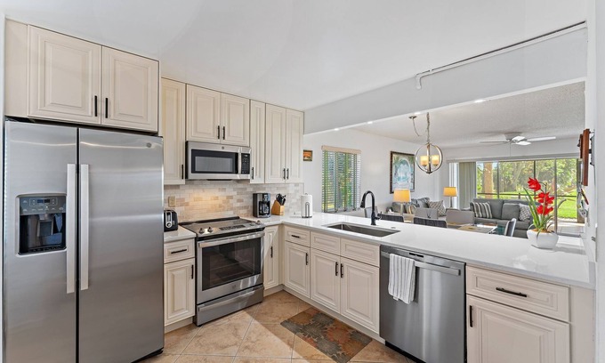 Sea Palms Apartamento | Spacious 2BR 2BA apartment close to the beach