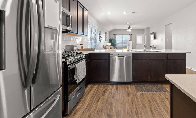 Hutto Casa | Spacious 3/2 Kalahari Waterpark