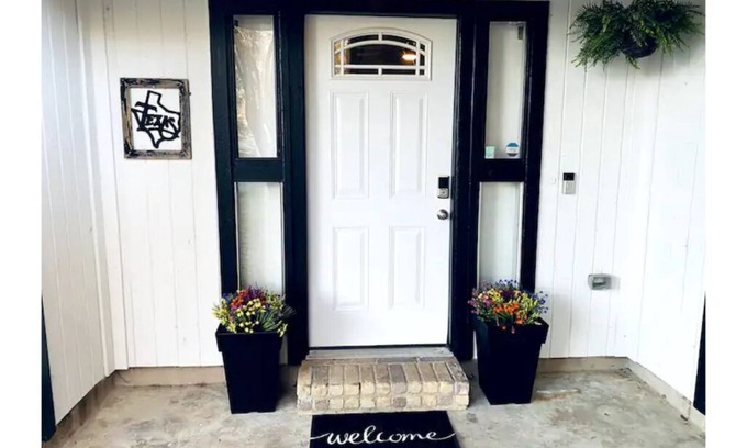 Live Oak Casa | Spacious 3 BDRM for 9 - SA & NB