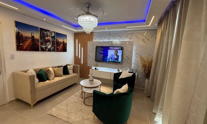 Santo Domingo Este Apartamento | Spacious 3-bedroom apartment with AC, WiFi in beautiful Santo Domingo Este