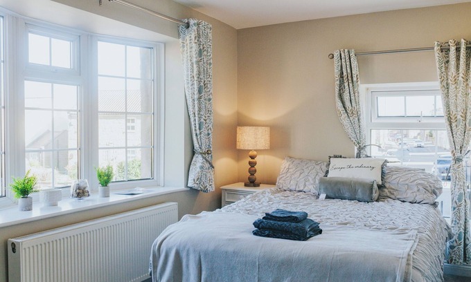 Spofforth Apartamento | Spacious 3-Bed Flat | Sleeps 6 | Free Parking & Wi-Fi | Near Harrogate & Leeds