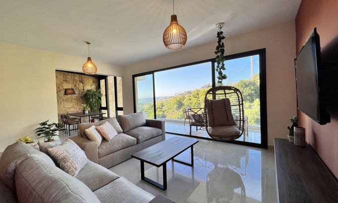 Batroun Apartamento | Spacious 3 bedroom Apartment in the heart of Batroun G