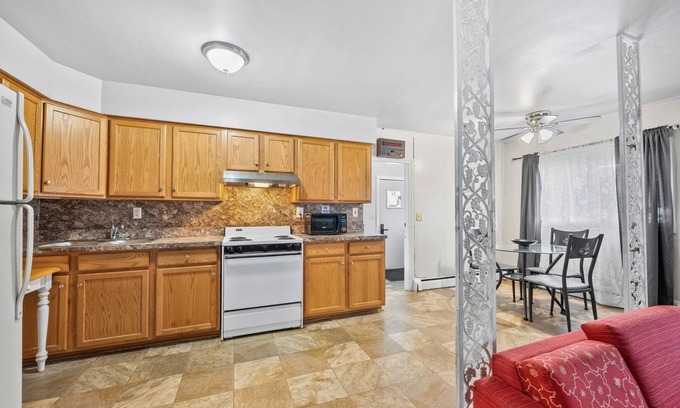 Riverview Apartamento | Spacious 3-bed Suite in Browntown, Near Dining & Fun