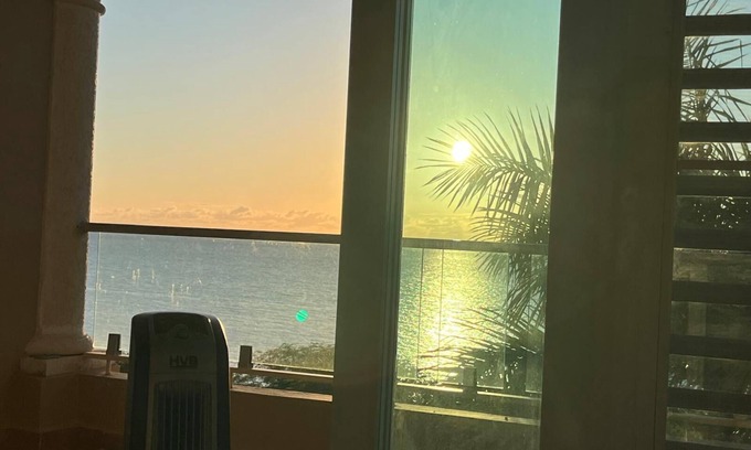 Boqueron Apartamento | Spacious 3-bedroom apartment in enjoyable Combate with AC, WiFi, fitness room