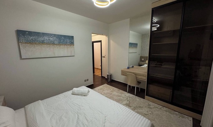 Riyadh Apartamento | Spacious 3-bedroom apartment with Game room in lovely Qurtoba