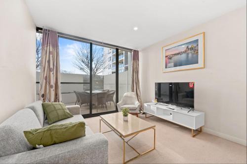 Lyneham Apartamento | Spacious 3-Bedroom Apartment with Lifestyle Amenities Lyneham