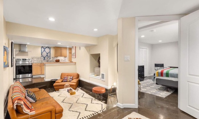 Buckman Neighborhood Apartamento | Spacious 3 Bedroom Apt Central Eastside Portland!