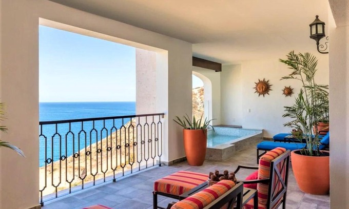 Cabo Bello Apartamento | Amplio apartamento de 3 dormitorios con piscina de inmersión en Cabo