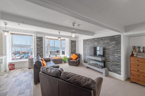 Aberdovey Apartamento | Spacious 3 Bedroom Sea View Flat