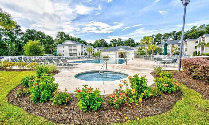 Carolina Forest Condominio | Spacious 3-Bedroom in Myrtle Beach. Wheelchair Accessible. Family friendly.