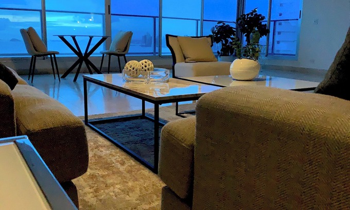 Costa del Este Condominio | Spacious 3000sq2 condo in Costa del Este, 2R, 3.5B top floor with ocean views!