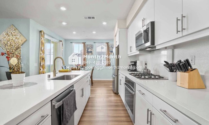 Chino Casa | Spacious 3B/2.5BA I Single Story I Pet Friendly #41405