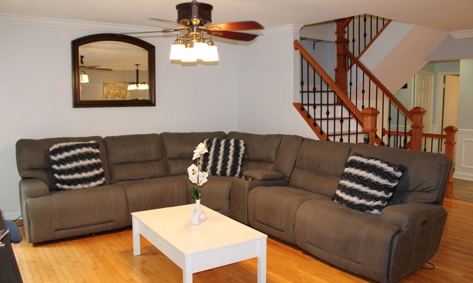 White Oak Casa | Spacious 3BR/2.5BA Home in White Oak, Silver Spring – Prime Location!