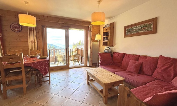 Cohennoz Apartamento | Apartamento amplio con piscina climatizada en la montaña para 6 personas