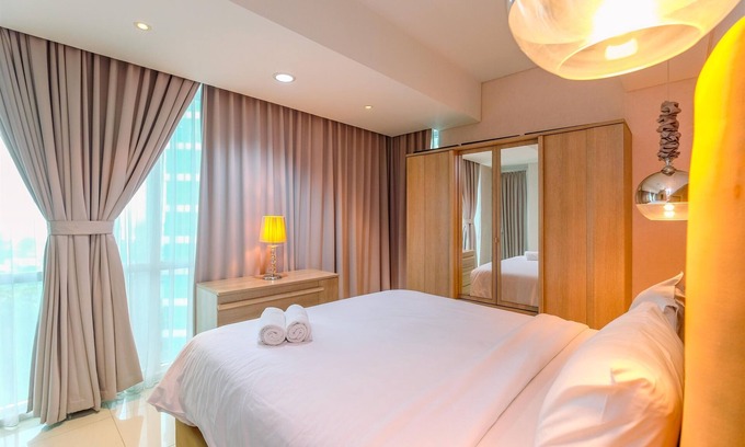 Bangka Apartamento | Spacious 3Br At Kemang Village Apartment