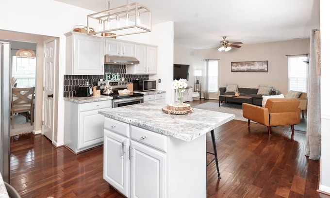 Charlotte Casa | Spacious 3BR Haven W/ Outdoor Patio & Games!