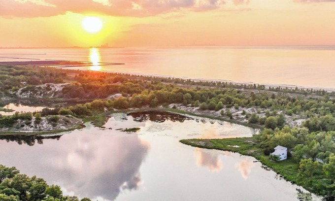Miller Beach Casa | Spacious 3BR House with Firepit and Grill