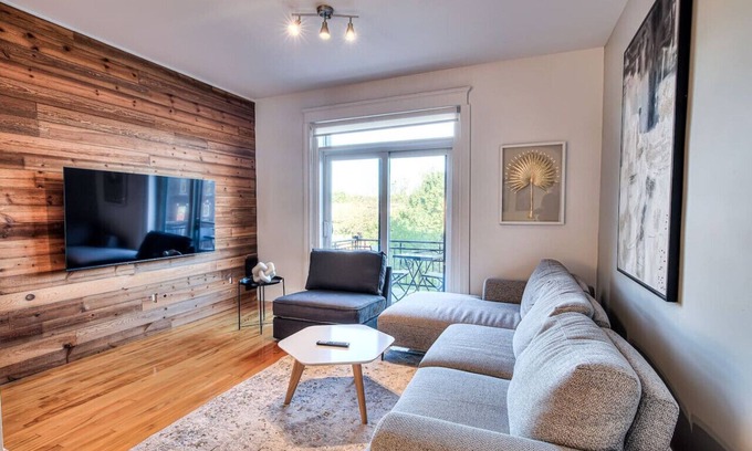 Maisonneuve Apartamento | Spacious 3BR in Downtown Montreal