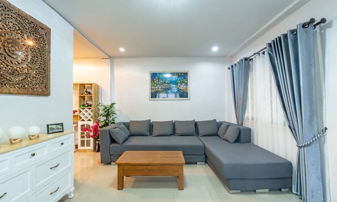 Wua Lai Casa | Spacious 3BR Private House Near Old City Near Night Bazaar