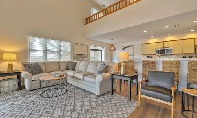 Sea Trail Casa | Spacious 4 bed/ 4 bath Villa on Golf Course