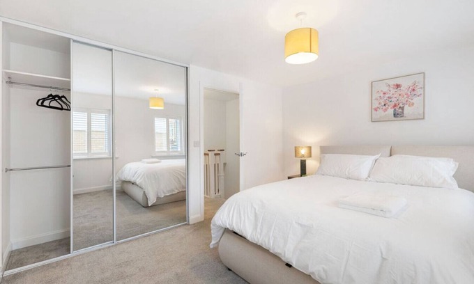 Dartford Casa | Spacious 4-Bed house in Dartford