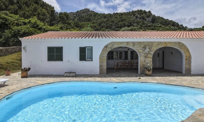 Menorca Villa | Casa de campo con piscina y vistas panorámicas