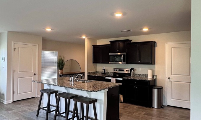 Boiling Springs Casa | Spacious 4-bedroom building in lovely Boiling Springs with WiFi, AC