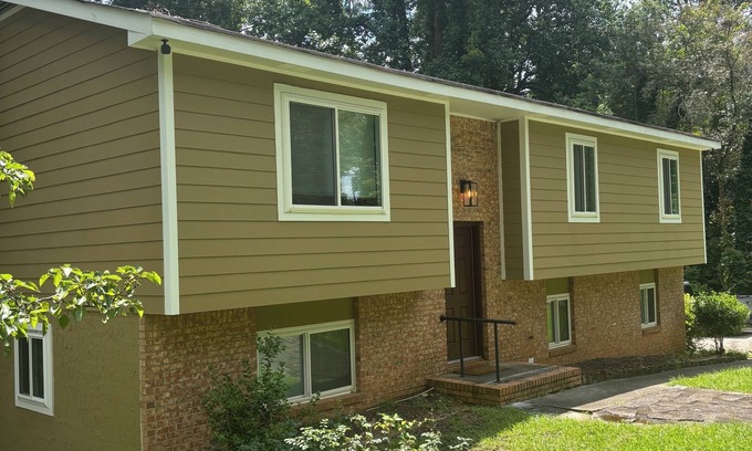 Stone Mountain Casa | Spacious 4-bedroom house in charming Stone Mountain with WiFi, AC